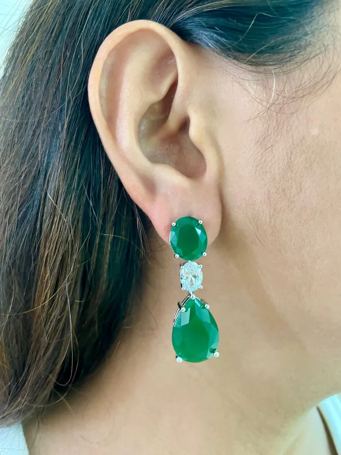 PRERTO ECOMMERCE PRIVATE LIMITED Necklaces Emerald Infinite Orchid Diamond Necklace Set