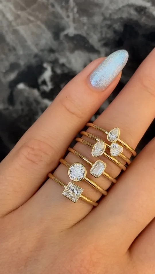 Independent Jewellers Rings 10kt Yellow Gold 025ct Oval LabGrown Diamond Bezel Solitaire Ring