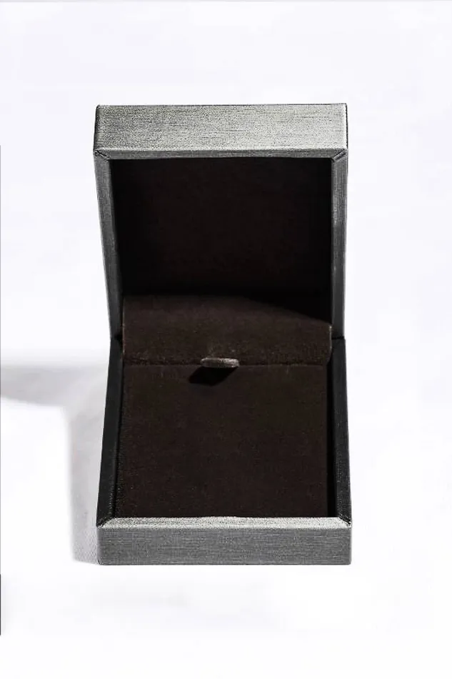 Necklaces Trendsi Look Amazing 2 Carat Moissanite Pendant Necklace