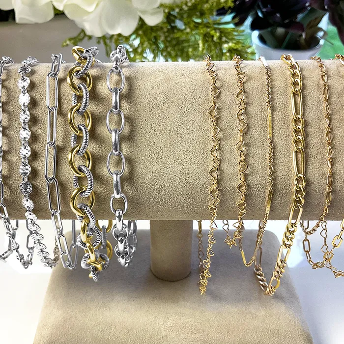 Bracelets Elisa Ilana Heart Chain Bracelet w Freshwater Pearl Accent Bracelets Elisa Ilana Heart Chain Bracelet w Freshwater Pearl Accent