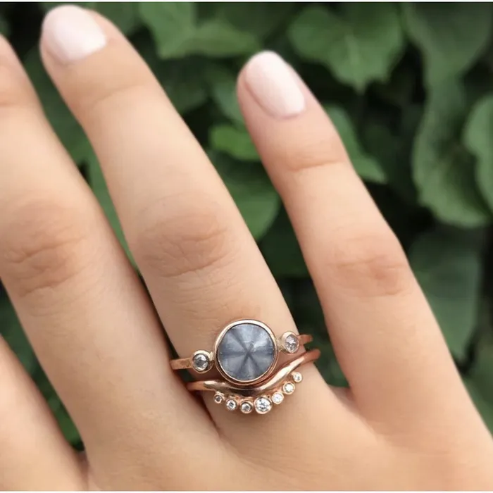 Emily Amey Jewelry Rings Seven Diamond Halo Crown Band In 14k Gold