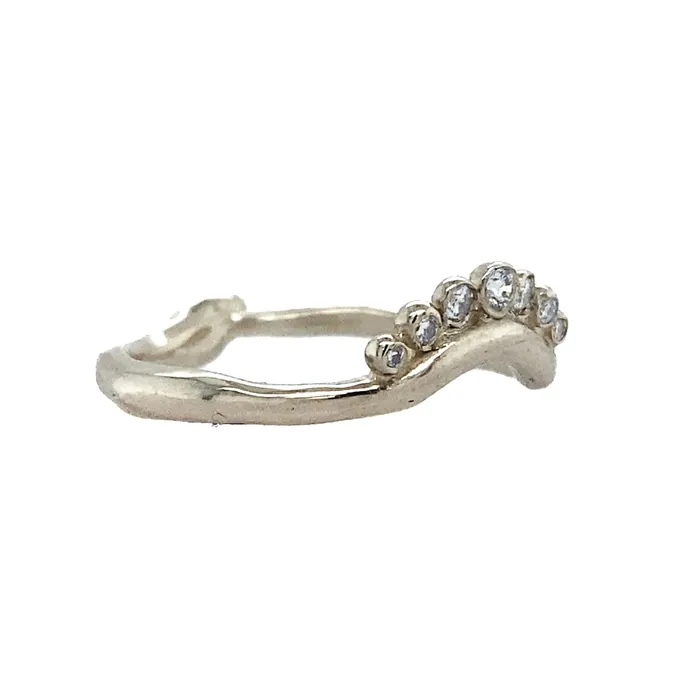 Emily Amey Jewelry Rings Seven Diamond Halo Crown Band In 14k Gold